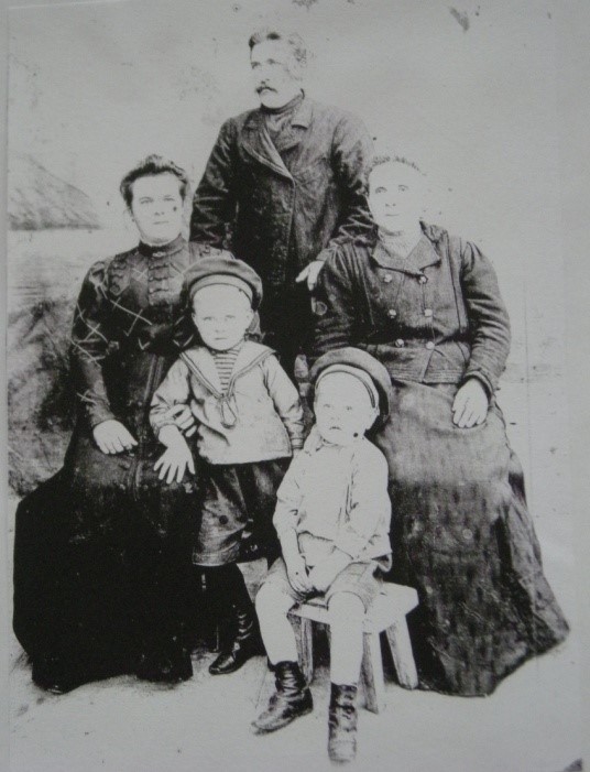 Семья Сусловых