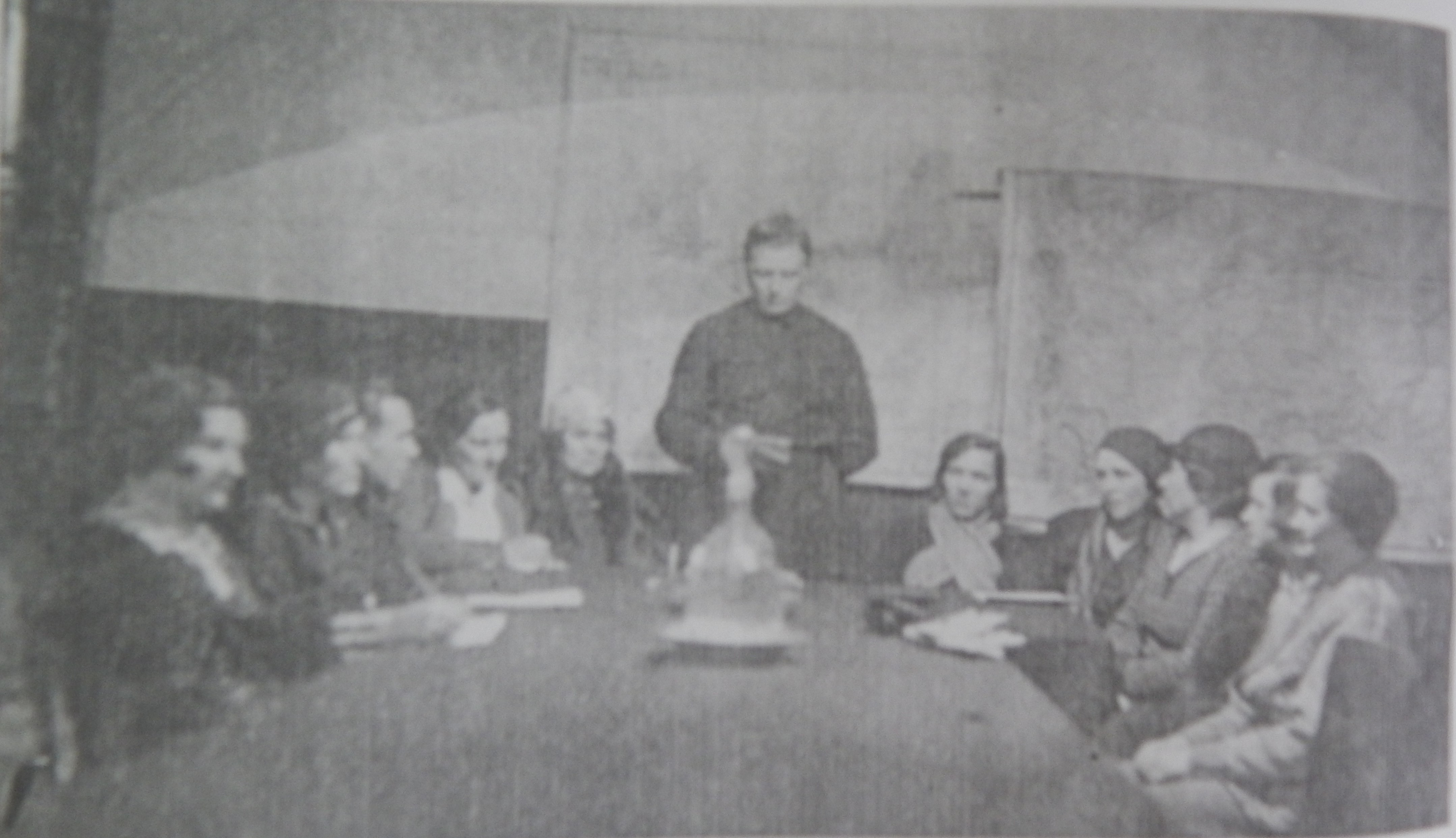 Рис. 7. Оргинструкторы ПВХО. 1937 г.